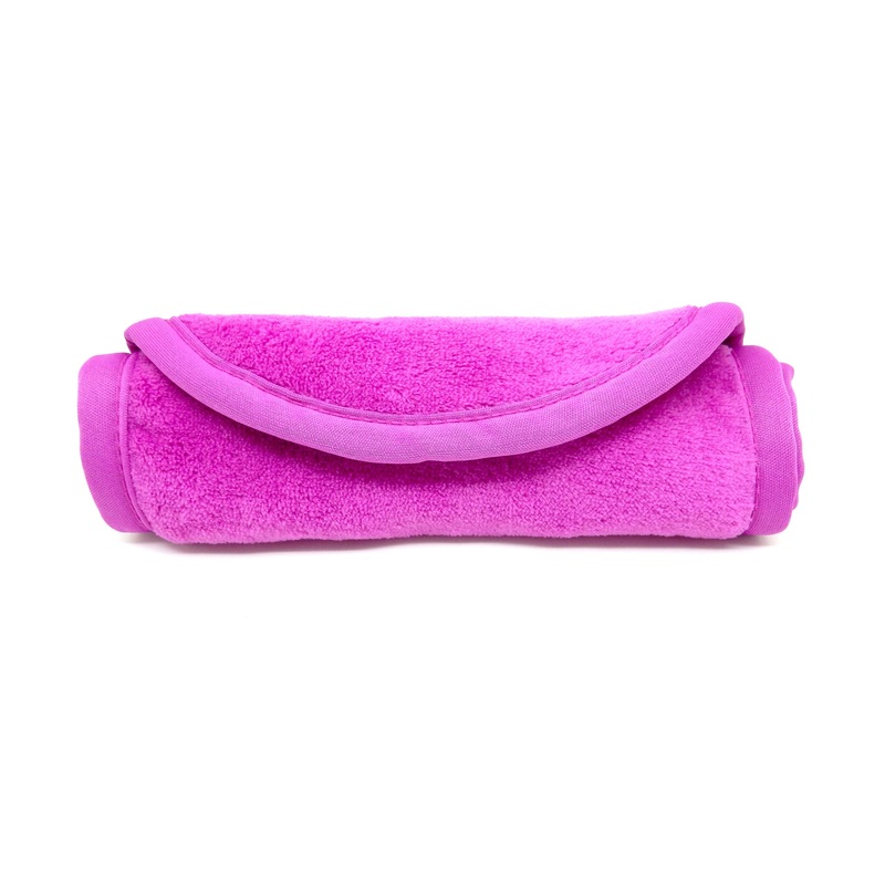 W7 Its Magic Make Up Cloth Remover
