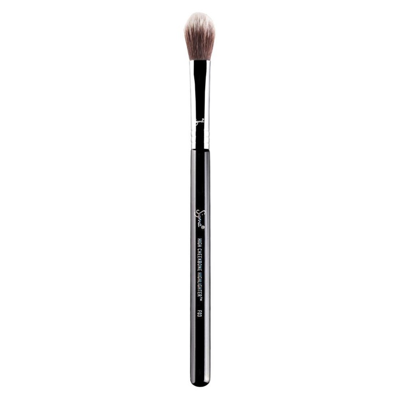 F03 High Cheekbone Highlighter Brush