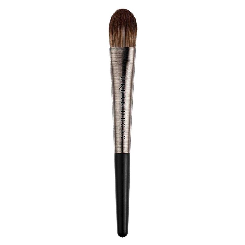 Flat Optical Blurring Foundation Brush